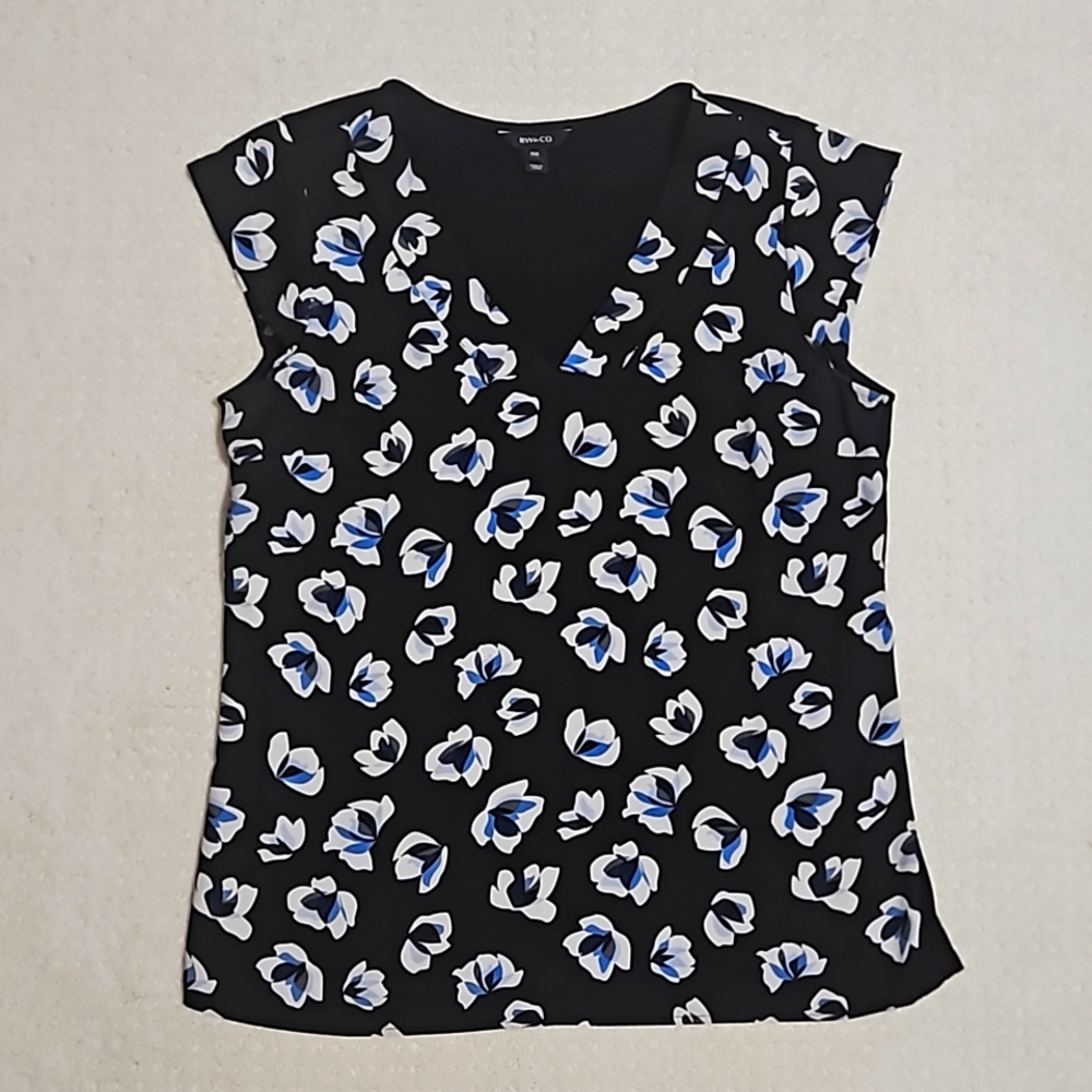 RWCo cap sleeve top